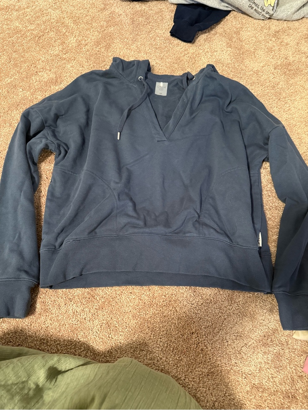 CALIA by Carrie Underwood blue V‑Neck Pullover Hoodie
